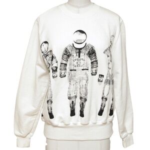 CHANEL Graphic Print Sweatshirt Top ASTRONAUT White Black Long Sleeve Sz 34 2017